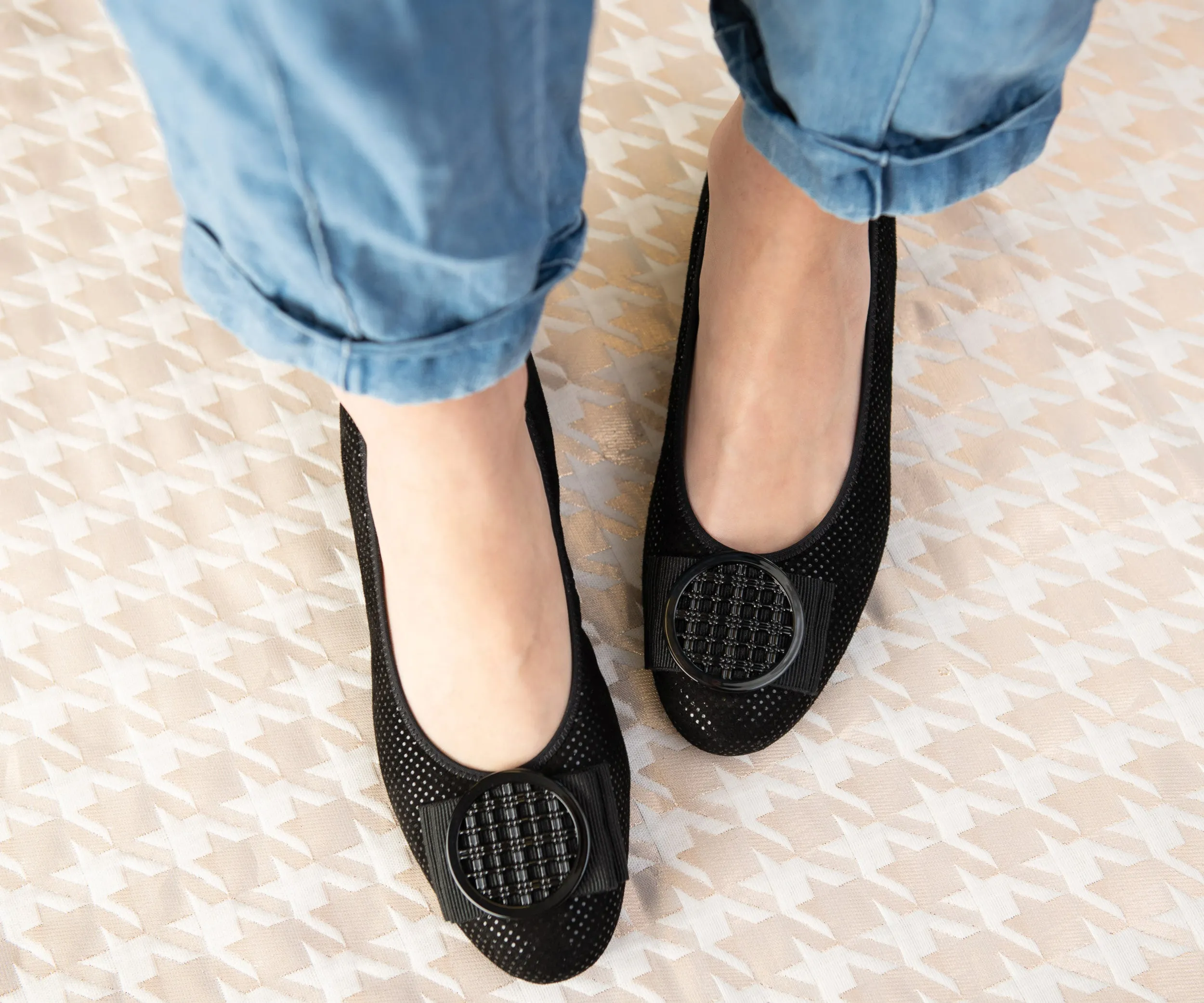 Bambi Women's Ornament Ballet Flat - Black 91